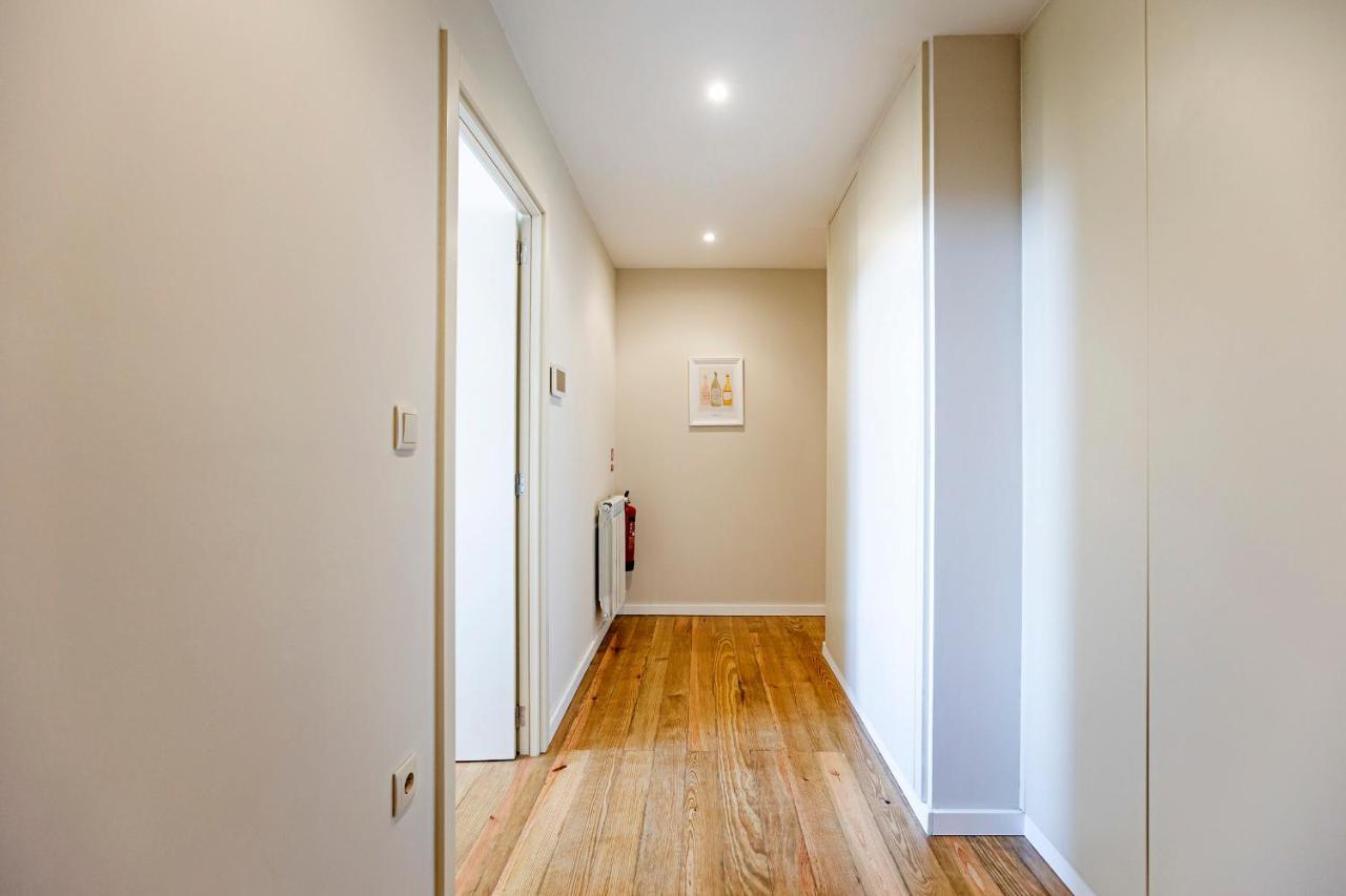 Brand New 4Br W/ 200Yrs Of History In Central Porto By Lovelystay מראה חיצוני תמונה