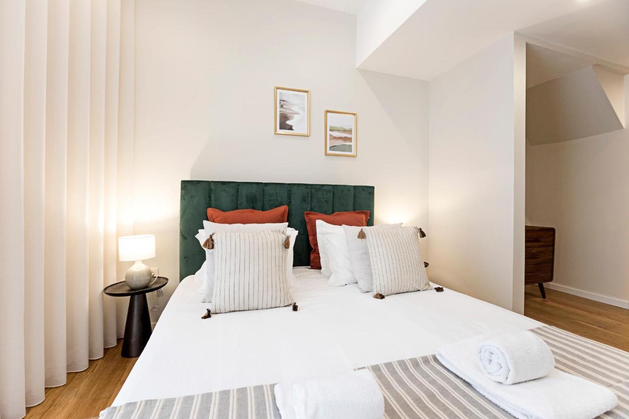 Brand New 4Br W/ 200Yrs Of History In Central Porto By Lovelystay מראה חיצוני תמונה