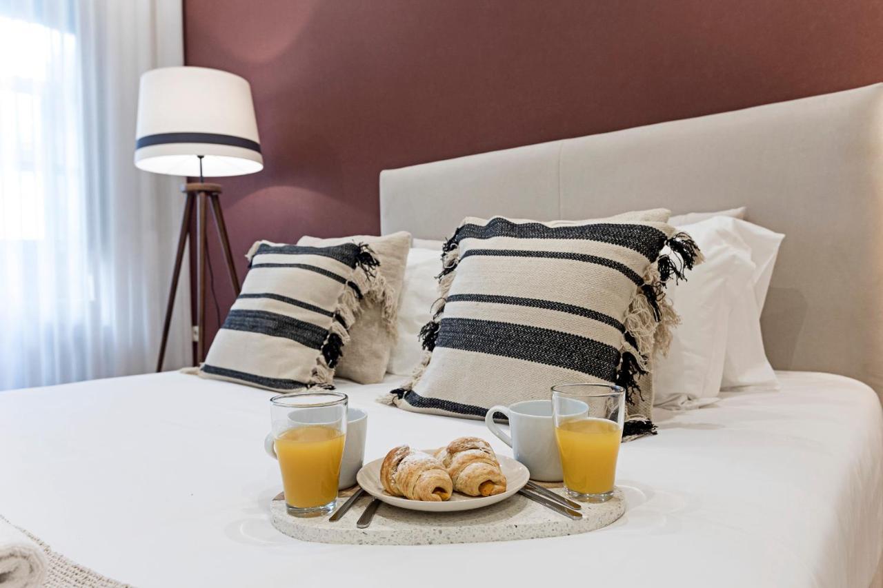 Brand New 4Br W/ 200Yrs Of History In Central Porto By Lovelystay מראה חיצוני תמונה