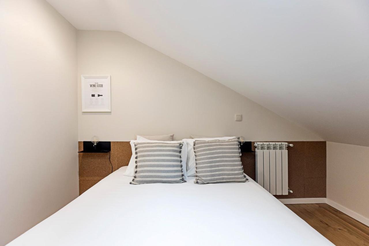 Brand New 4Br W/ 200Yrs Of History In Central Porto By Lovelystay מראה חיצוני תמונה